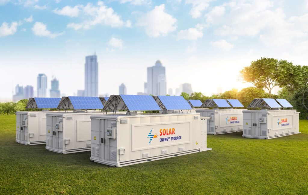 Modular solar energy storage containers with rooftop solar panels for scalable solar power systems.